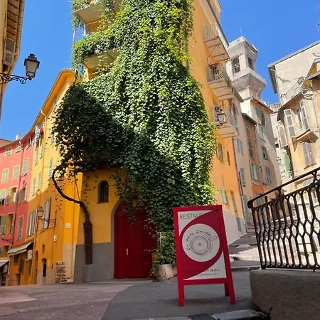 Coeur Vieux Joli Traversant Apartament *